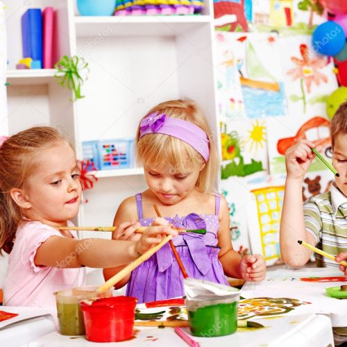 depositphotos_21052047-stock-photo-child-painting-at-easel
